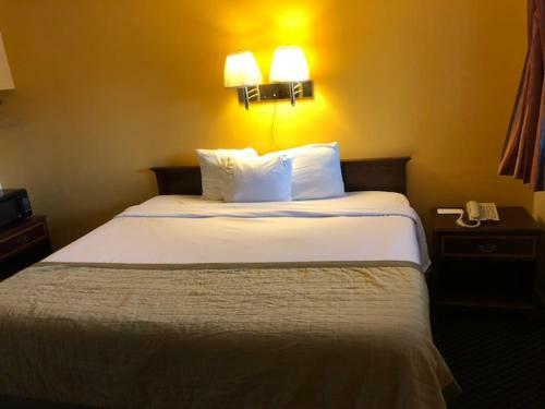 Motel Budget Host Inn