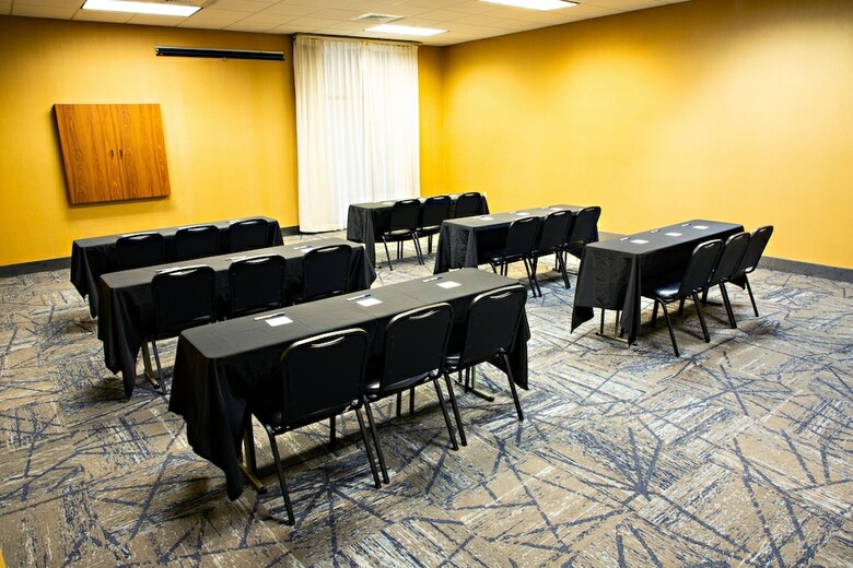 Hotel Holiday Inn Express Harrisburg West