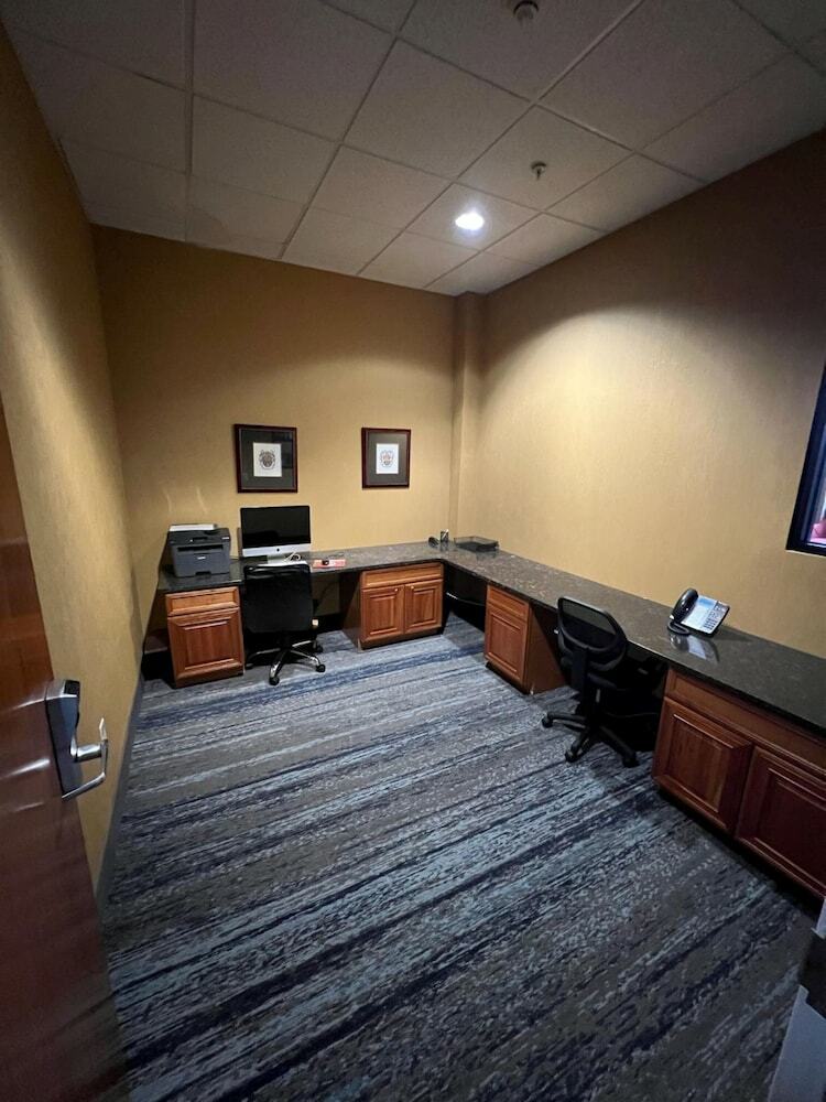 Hotel Holiday Inn Express Harrisburg West