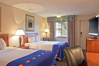 Hotel Park Inn By Radisson Harrisburg West