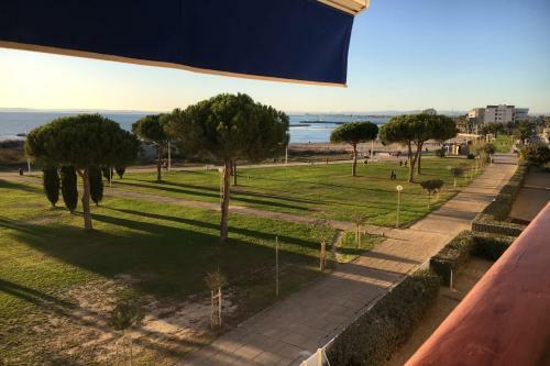 Apartamento Apt For 5 With Balcony 400m From The Beach