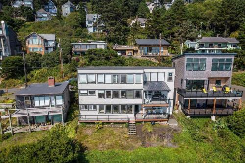 Vista House Unit C