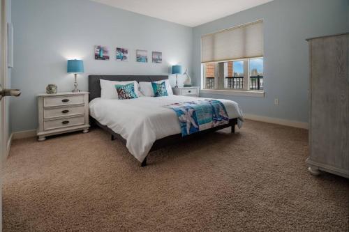 Bridgeport Condo #210