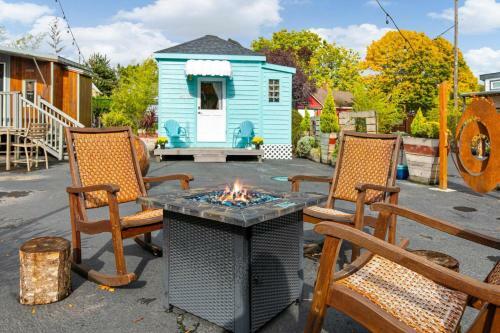 Tiny Digs Cottage House