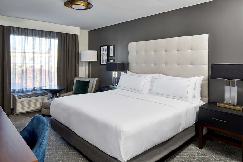 Hotel Four Points Knoxville Cumberland House