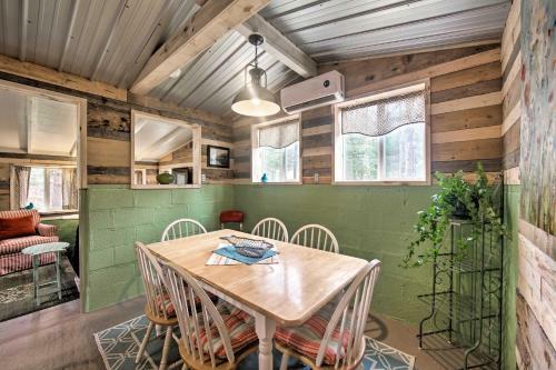 Creekside Stoney Cabin With 180 Ft Of River Frontage