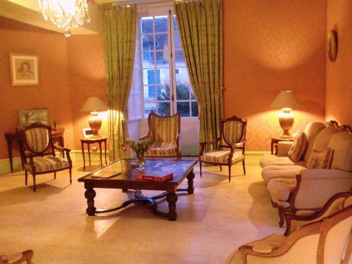 Hostal Ch�teau De R�