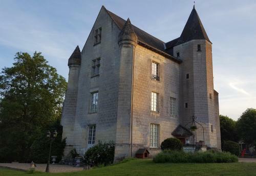 Hostal Ch�teau De R�