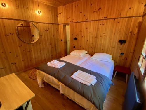 Sehr Idyllisches Haus Ein Paar Schritte Zur Bucht