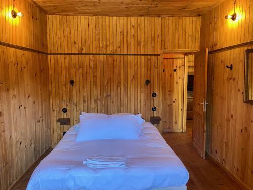 Sehr Idyllisches Haus Ein Paar Schritte Zur Bucht