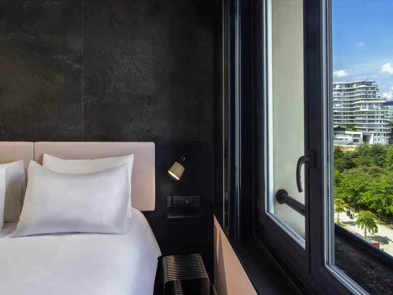 Hotel Tribe Paris Batignolles