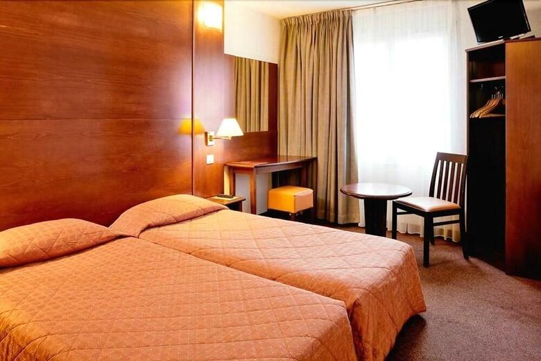 Hotel Tribe Paris Batignolles