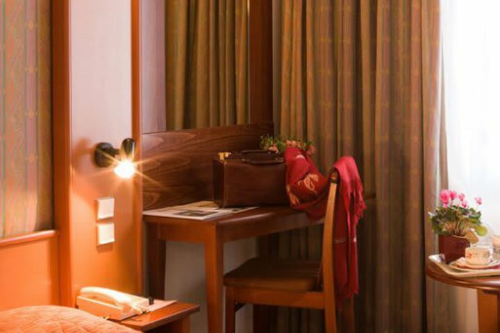 Hotel Tribe Paris Batignolles