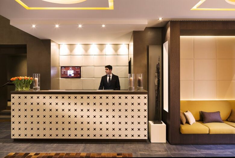 TRYP Paris De Saxe Hotel
