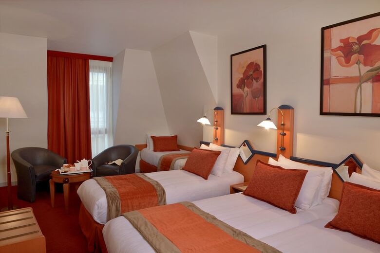 Hotel Opera Cadet