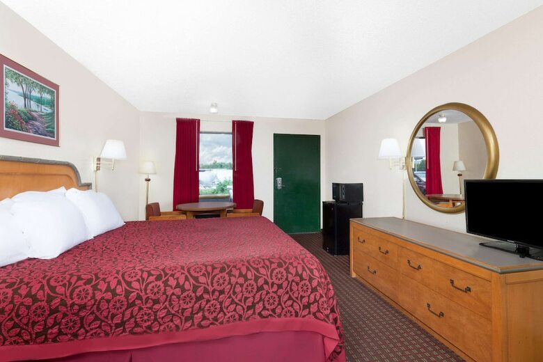 Hotel Days Inn Columbia Ne Fort Jackson