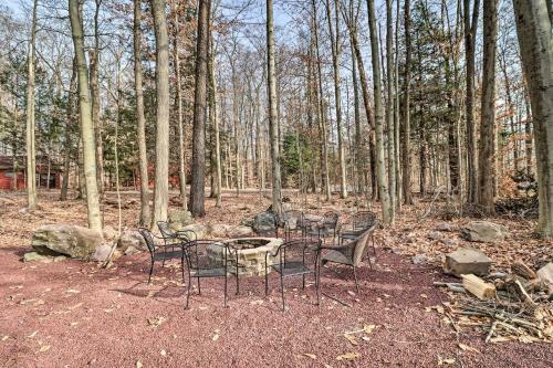 Poconos Gem With Hot Tub And Massive Theater Room