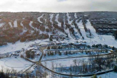 C2 Ski Camelback-ski-on/off,snow Tubing,paintball