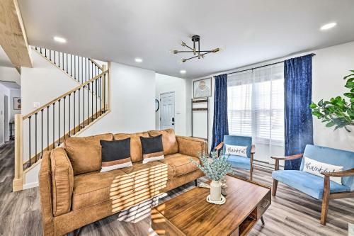 Mid-century Mod Poconos Retreat With Pool Table