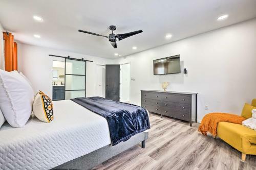 Mid-century Mod Poconos Retreat With Pool Table