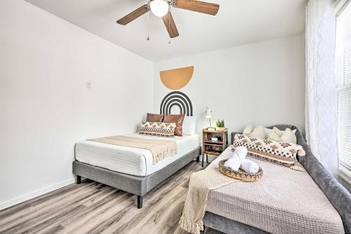 Mid-century Mod Poconos Retreat With Pool Table