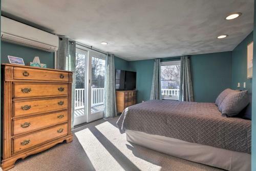 Bristol Home With Pool About 3 Mi To Dtwn And Beach!