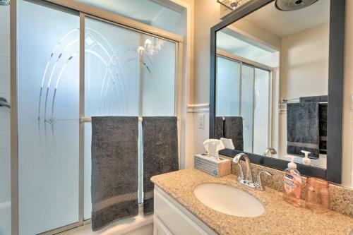 Bristol Home With Pool About 3 Mi To Dtwn And Beach!