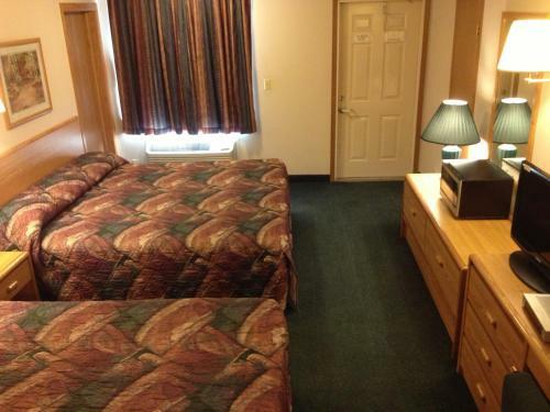 Posada Home Town Inn