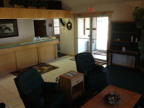Posada Home Town Inn