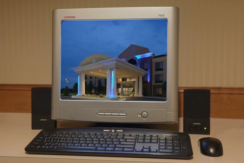 Holiday Inn Express Hotel & Suites Bryan-montpelier