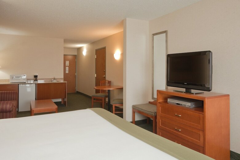 Holiday Inn Express Hotel & Suites Bryan-montpelier