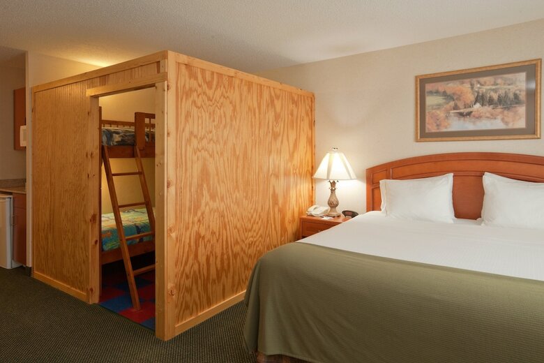 Holiday Inn Express Hotel & Suites Bryan-montpelier