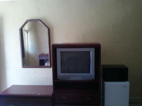 Holiday Motel