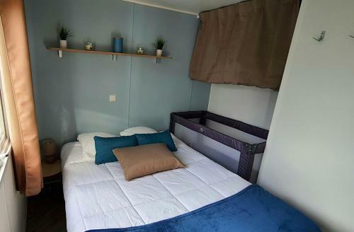Mobilhome-2ch-terrasse Chauff�e-camping Les Charmettes