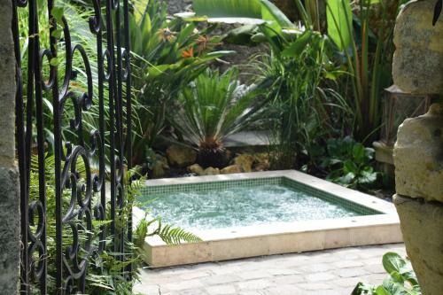 Bed & Breakfast Chambres D'h�tes Domaine de Ginouilhac