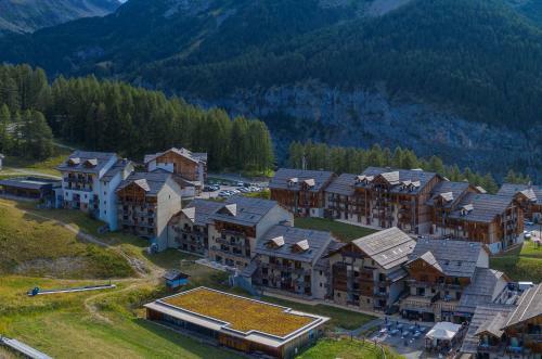 Aparthotel Les Terrasses Du Soleil D'or By Infini Mountain