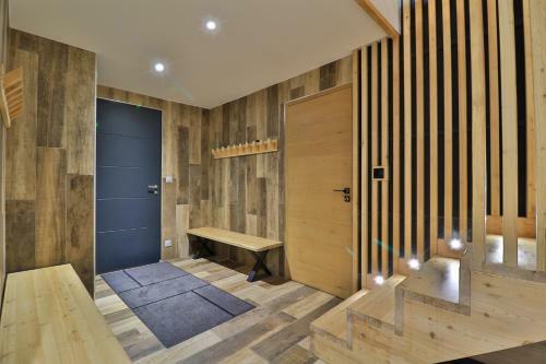 Magnifique Chalet (14pers) +jacuzzi Proche Station