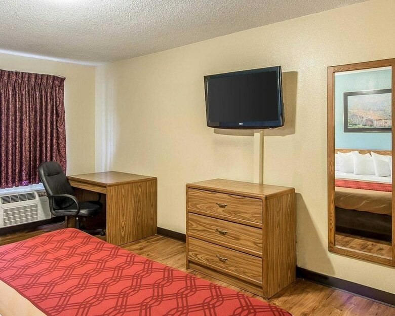 Hotel Econo Lodge Pryor