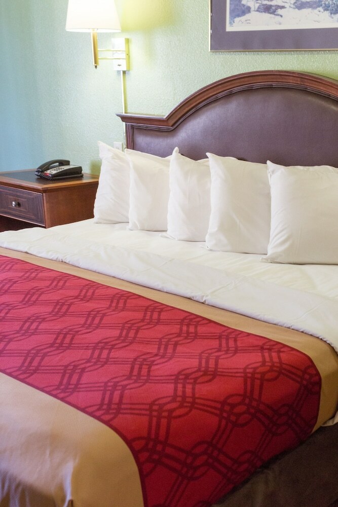 Hotel Econo Lodge Pryor