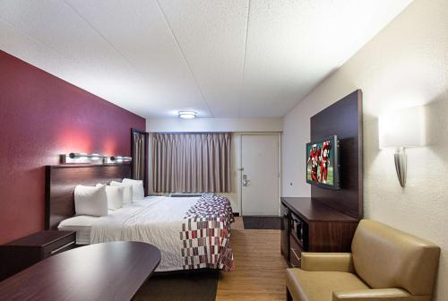 Hotel Red Roof Inn Cincinnati East - Beechmont