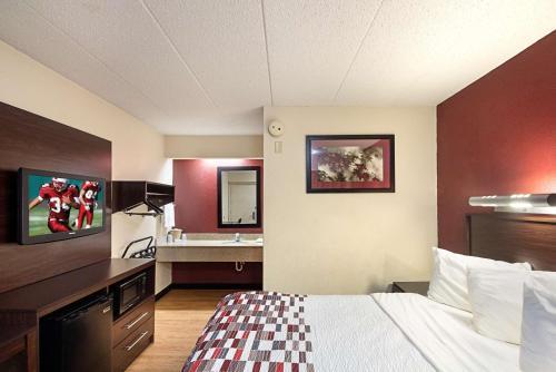 Hotel Red Roof Inn Cincinnati East - Beechmont