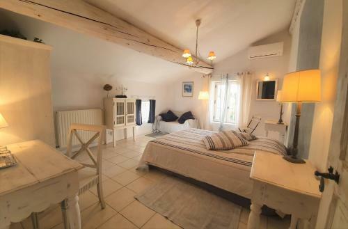 Hostal C�t� Provence