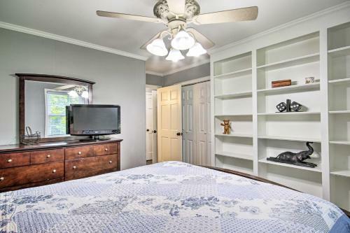 Peaceful Retreat On 13 Acres Near Lake Murray
