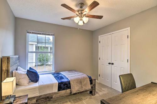 Updated Home With Yard About 7 Mi To Dtwn Columbia!