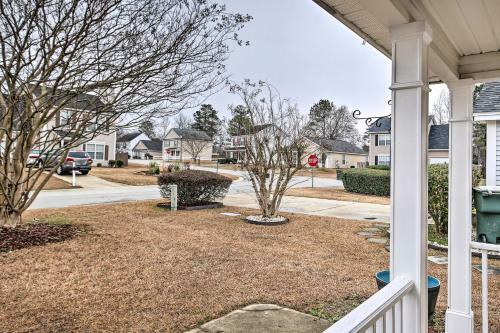 Updated Home With Yard About 7 Mi To Dtwn Columbia!