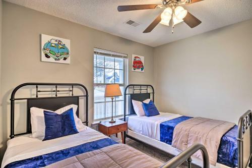 Updated Home With Yard About 7 Mi To Dtwn Columbia!