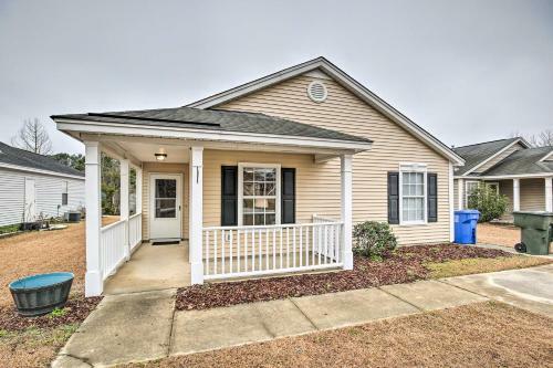 Updated Home With Yard About 7 Mi To Dtwn Columbia!