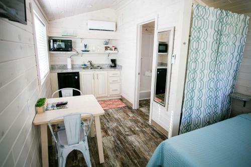 New Waterfront Cabin On The Large Sundeck #24 Cabin