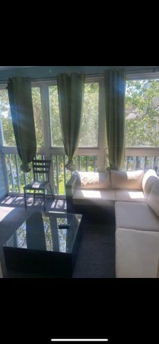 Sleeps 10!**10min Dt Chas/5min Airport!