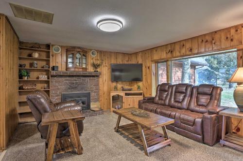 Family-friendly Getaway On 12-acre Trout Farm